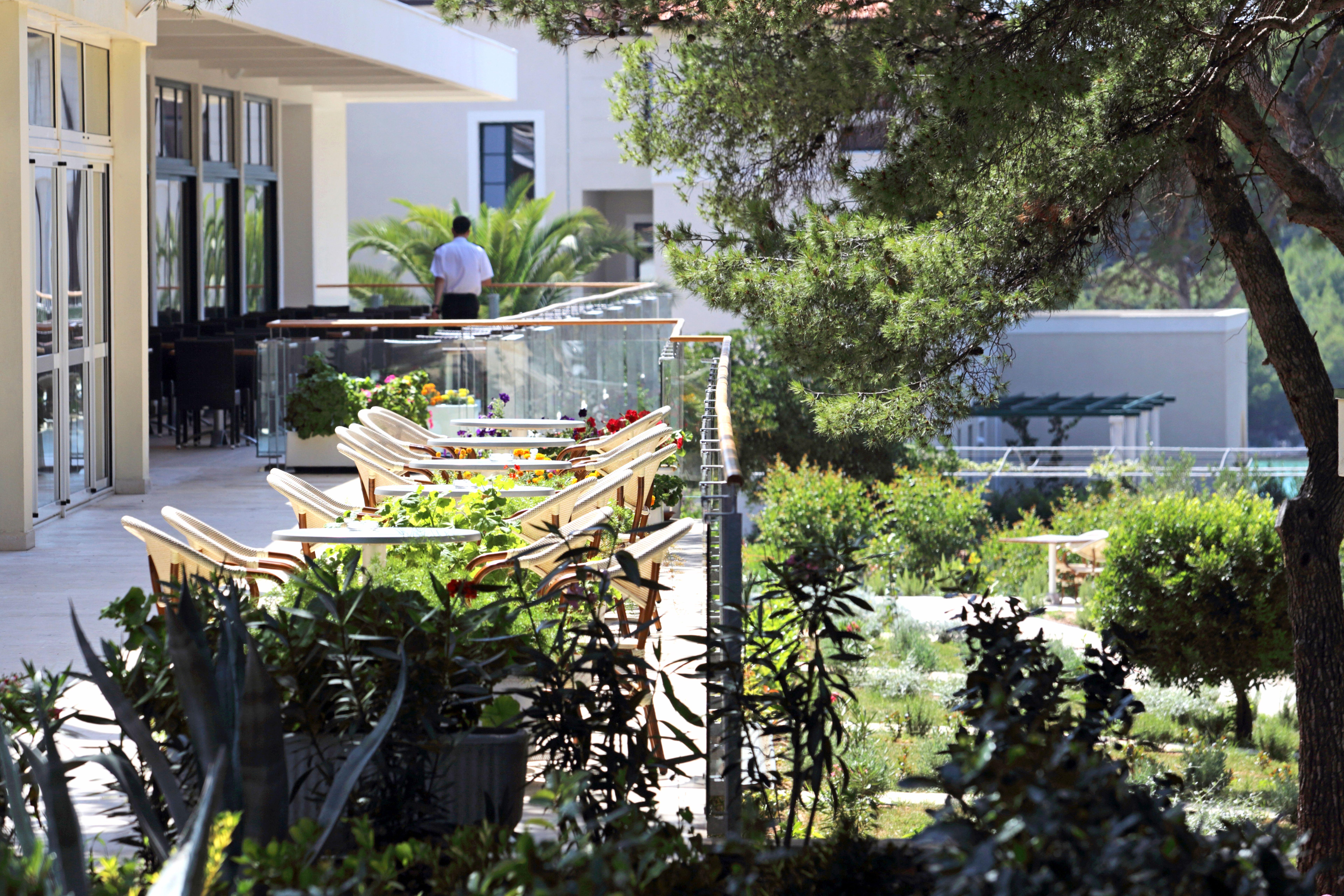 Aminess Vival Velaris Resort Supetar Exterior photo