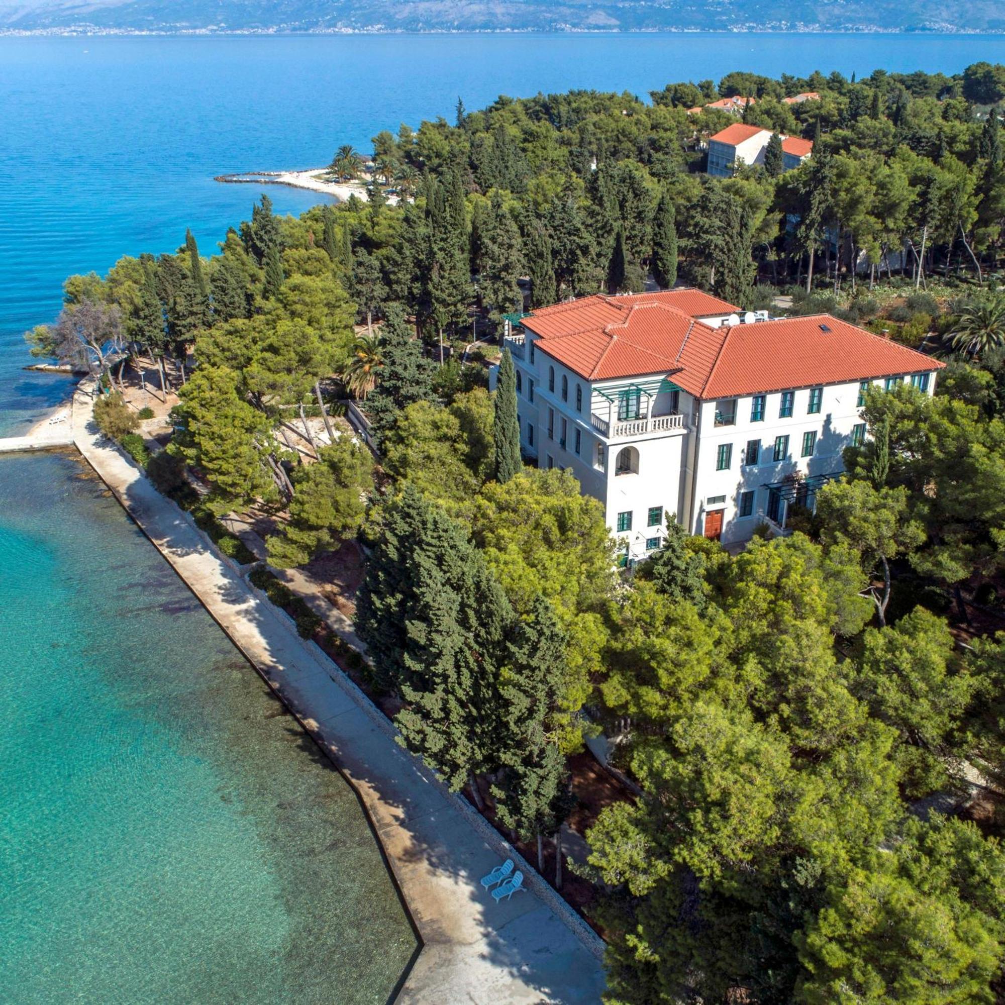 Aminess Vival Velaris Resort Supetar Exterior photo