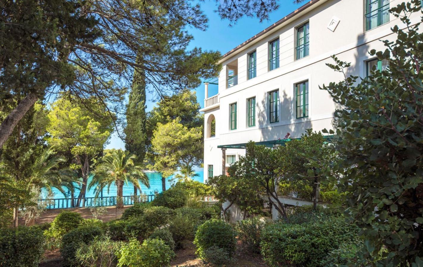 Aminess Vival Velaris Resort Supetar Exterior photo